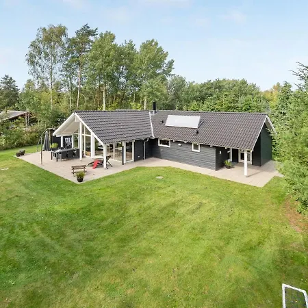 Agved - 1-5km From The Sea In Ne Jutland By Interhome Holiday home *