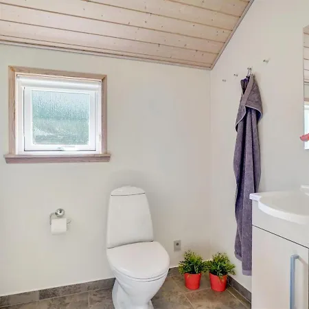 Agved - 1-5km From The Sea In Ne Jutland By Interhome Hals