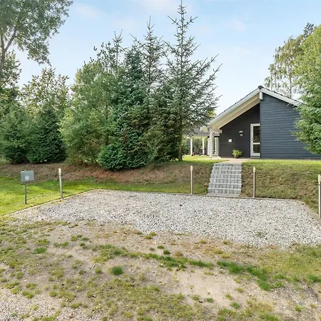 Agved - 1-5km From The Sea By Interhome Vakantiehuis Hals