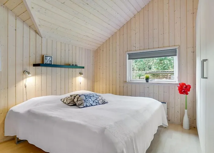 Agved - 1-5km From The Sea By Interhome Hals